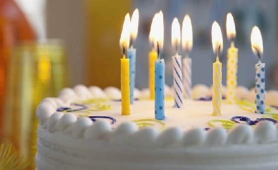 Bartın Parça Çikolatalı yaş pasta yaş pasta doğum günü pastası satışı